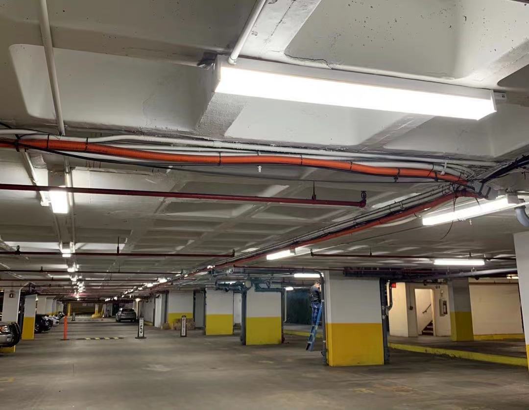 LED 2FT/4FT Slim Square Wraparound Linear - Color Temp (3K/4K/5K) 4,160 lumens 100-277V